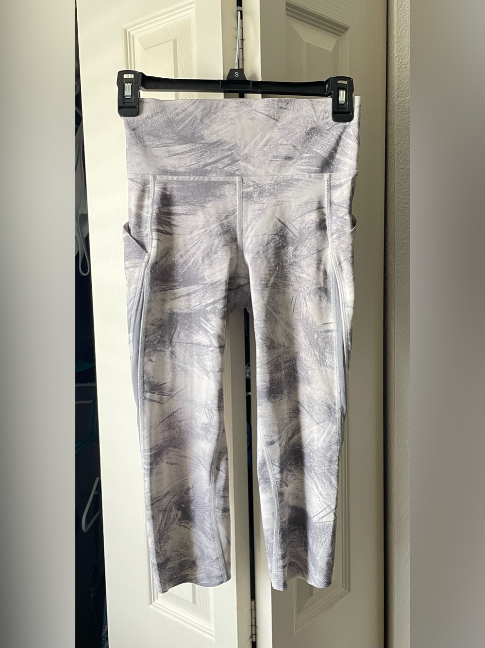 lululemon athletica Gray Marble-Print High-Rise Leggings with Side Pockets